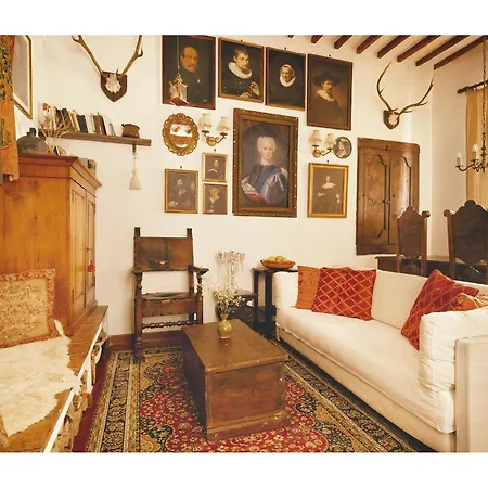 The Old Tower House Lejlighed *